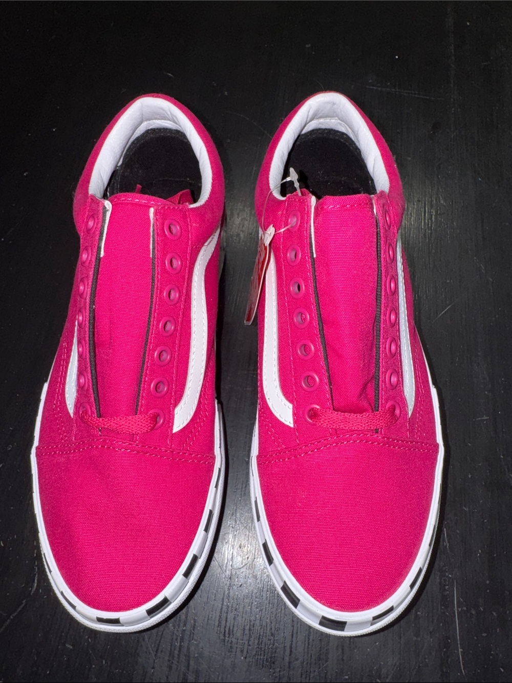 VANS off the wall. hot pink women’s platform sneakers size 8.5. NEW with tags. - Picture 2 of 10